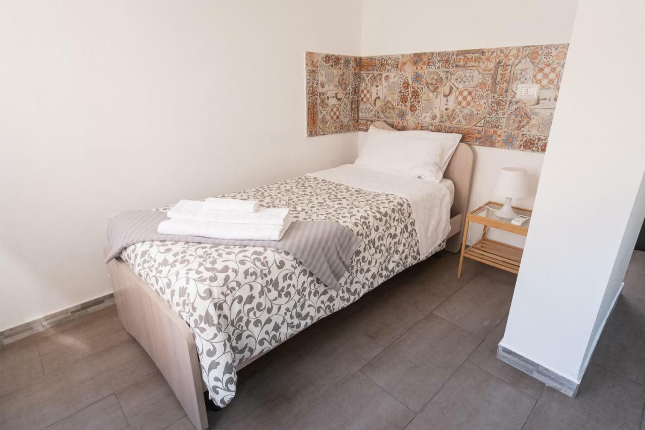 Al Qatta Bed & Breakfast Canicattì Buitenkant foto