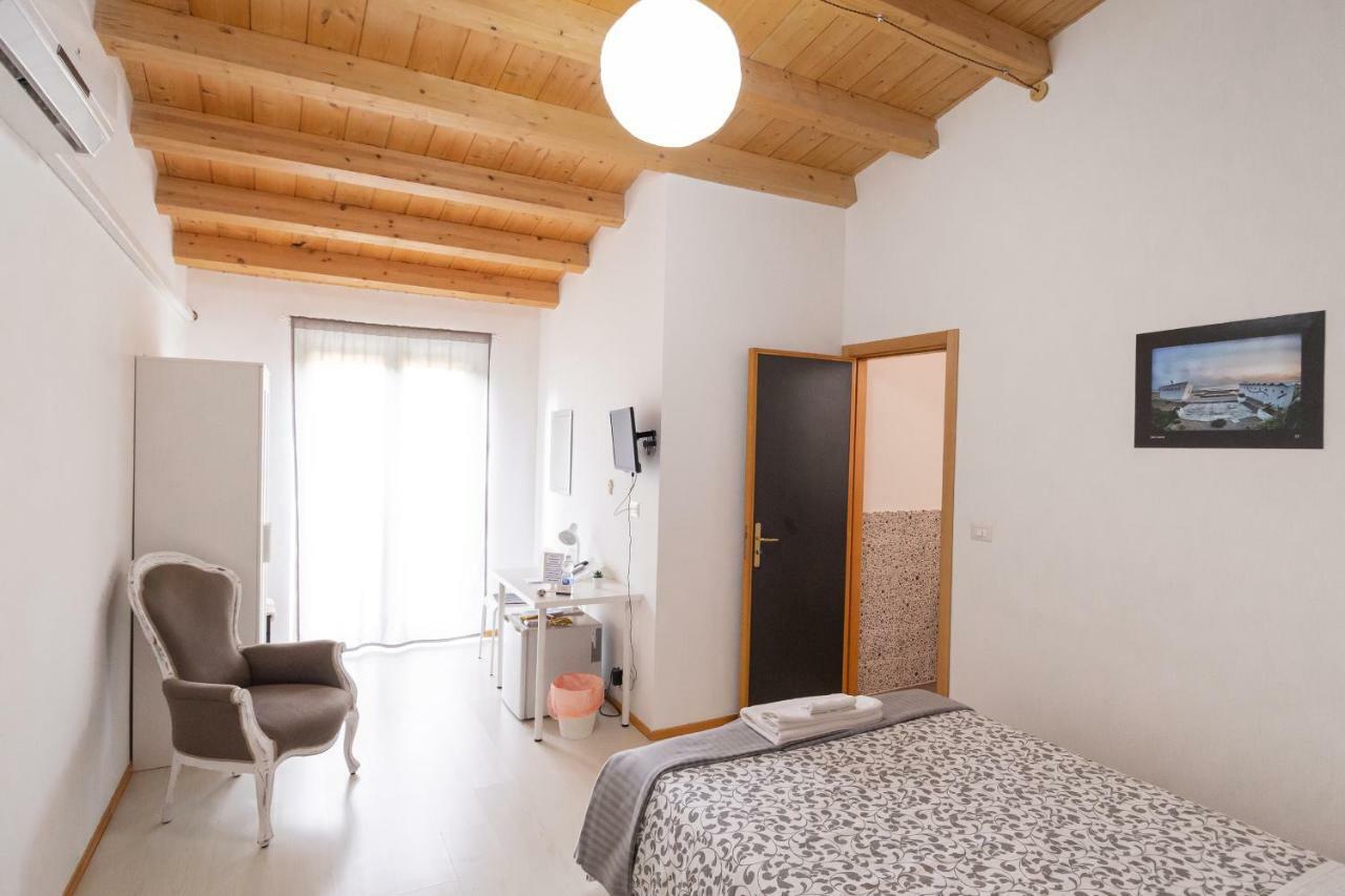 Al Qatta Bed & Breakfast Canicattì Buitenkant foto